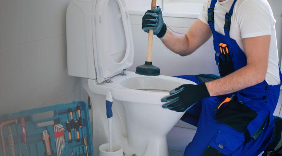 Expert burst pipe repair services in Dexter, GA